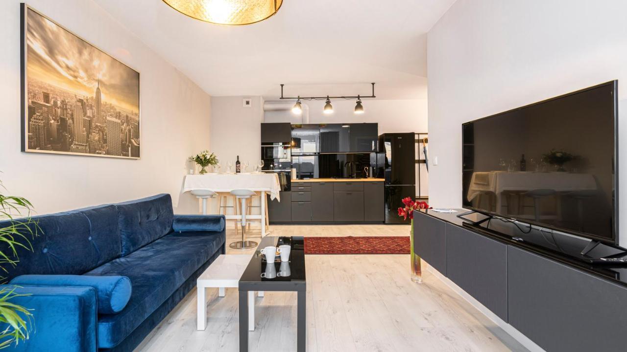 Maya's Flats & 26 - Panorama View * Gdańsk